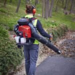 Shindaiwa 220 MPH 1110 CFM 79.9 cc Gas 2-Stroke Backpack Leaf Blower with Tube Throttle and Integrated Back Cooling Vent Fan EB910RT - Image 2