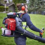 Shindaiwa 220 MPH 1110 CFM 79.9 cc Gas 2-Stroke Backpack Leaf Blower with Tube Throttle and Integrated Back Cooling Vent Fan EB910RT - Image 5